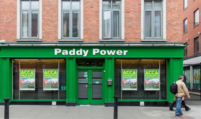 Paddy Power Betfair: Above 50 day line targets £100