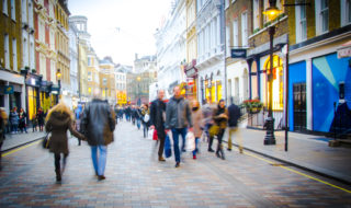 UK retail sector woes continue in April